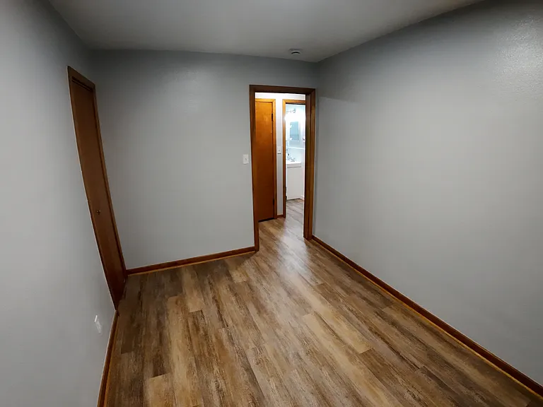 401 Ardmore St — Photo 5
