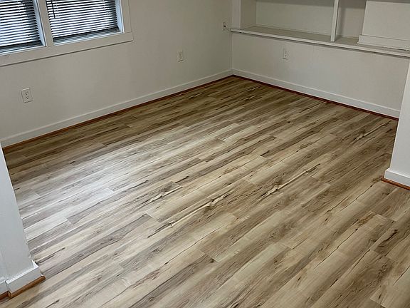 4th image of 2401 Pulaski Hwy