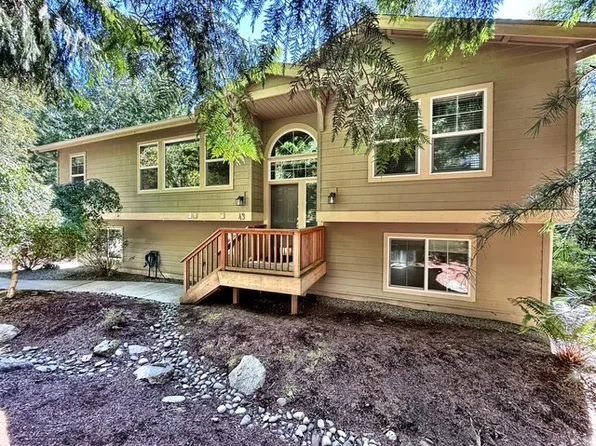 43 Goliah Ln, Port Ludlow, WA 98365