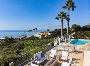 8390 Prestwick Dr, La Jolla, CA 92037
