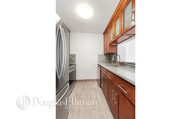 Rented by Douglas Elliman | media 28