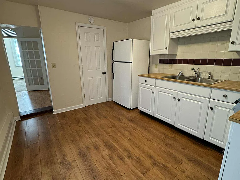 39 E North St #1 — Photo 5