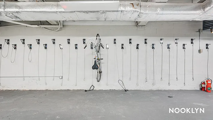 Rented by Nooklyn NYC LLC | media 44