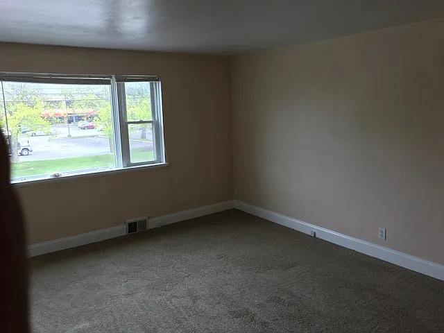 370 W Commercial St #1 — Photo 6