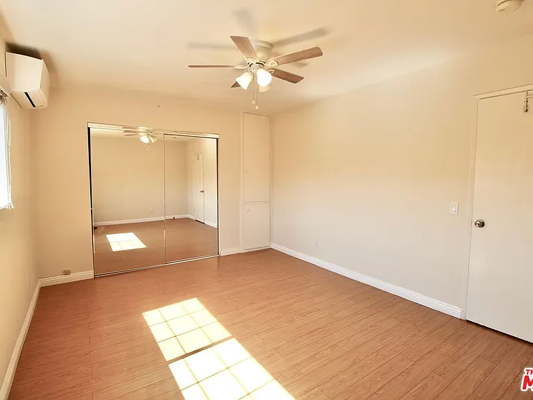 1319 E California Ave #B — Photo 12