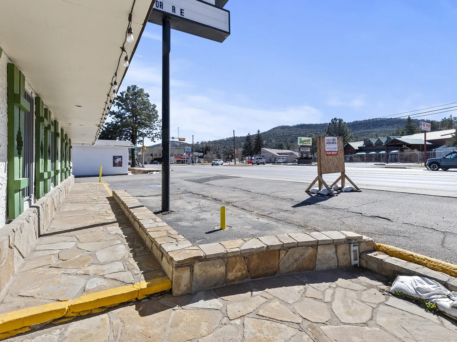 360 Sudderth Drive - 1 — Photo 3
