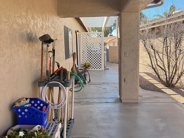 Side walkway