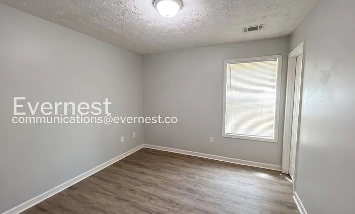 248 Bridgeport Ln — Photo 10