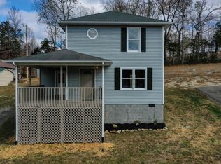 189 Sandy Hill Rd, La Follette, TN 37766