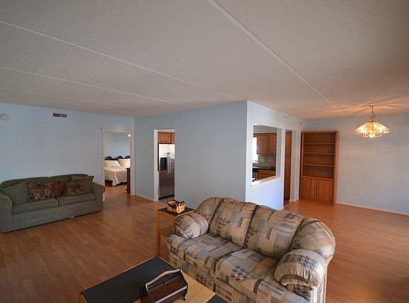4th image of 770 Pearson St #2-303
