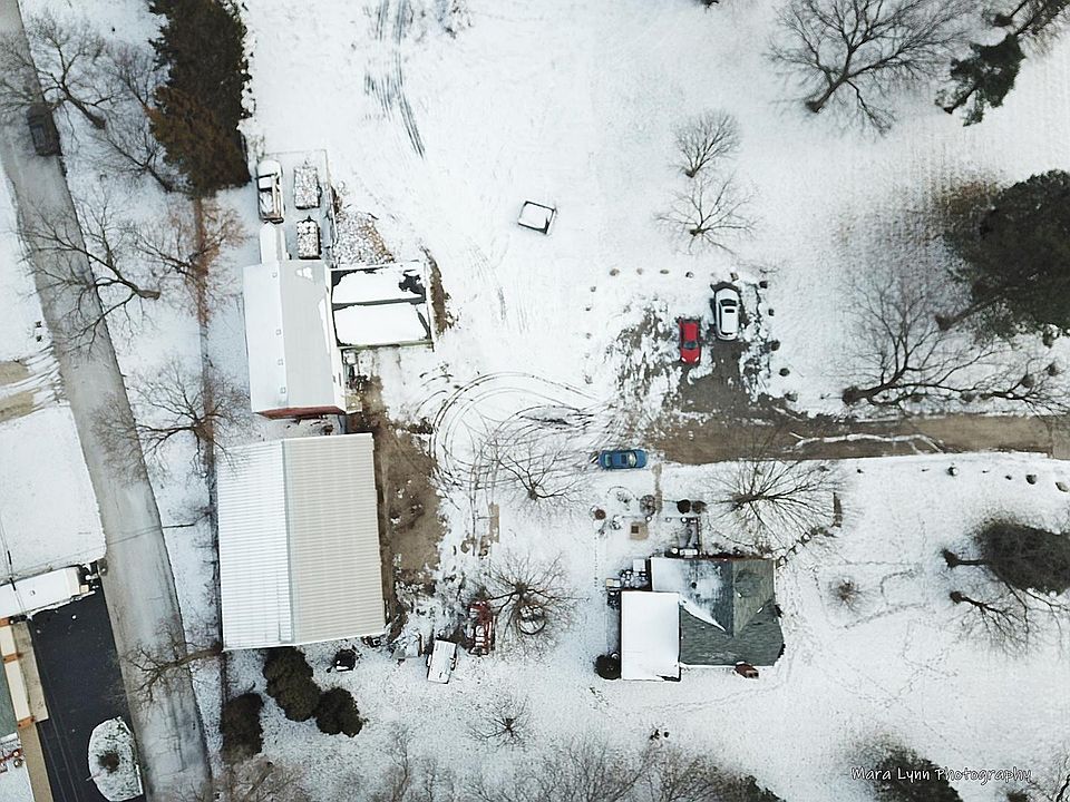 2nd image of 27W770 Warrenville Rd