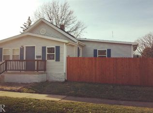 915 S Mason St, Bloomington, IL