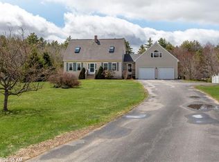 37 Lily Ln, Gorham, ME 04038