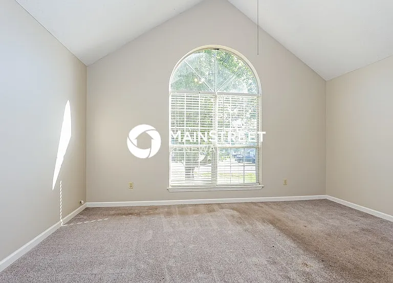 591 Hollandale Rd — Photo 10
