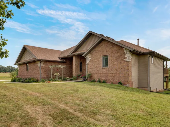 11868 W Farm Road 18, Walnut Grove, MO 65770