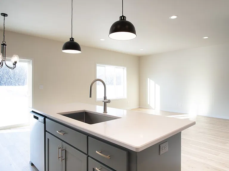 1360 Goldenwood Dr NW — Photo 84