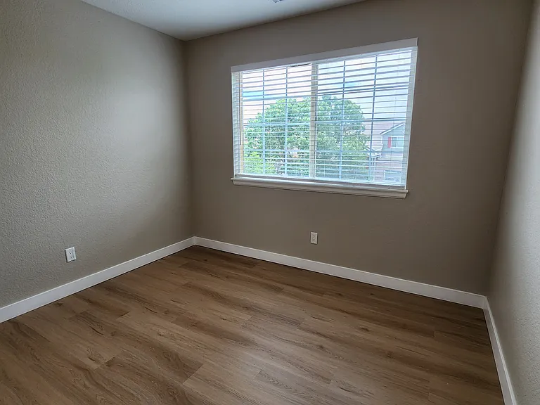 14139 E 101st Pl — Photo 44