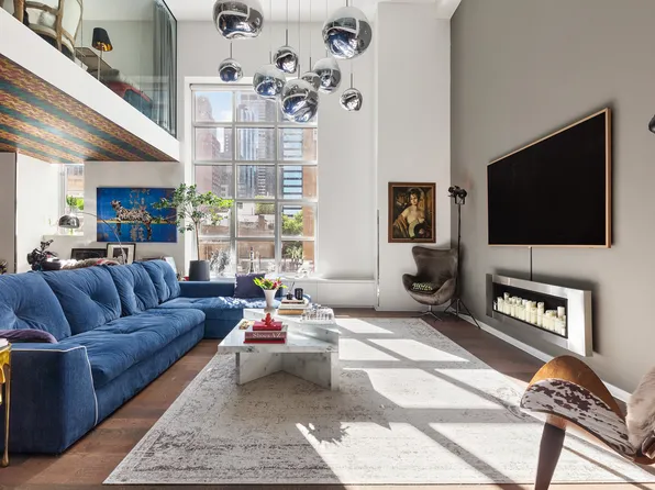310 East 53rd Street image 1 of 9
