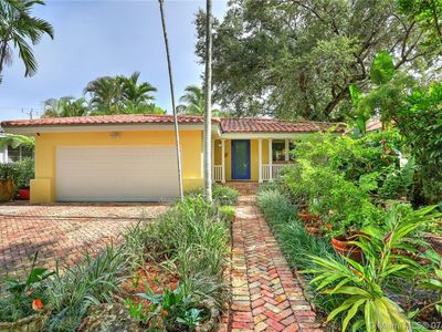 1037 Almeria Ave, Coral Gables, FL, 33134