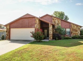 1601 N 26th Ct, Broken Arrow, OK 74014