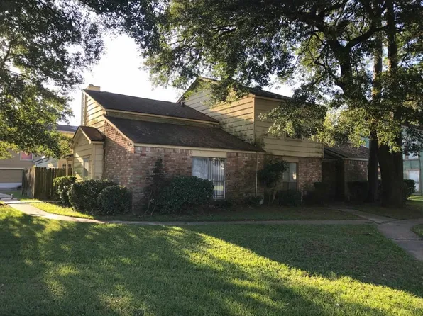 12231 Wild Pine Dr #A, Houston, TX 77039