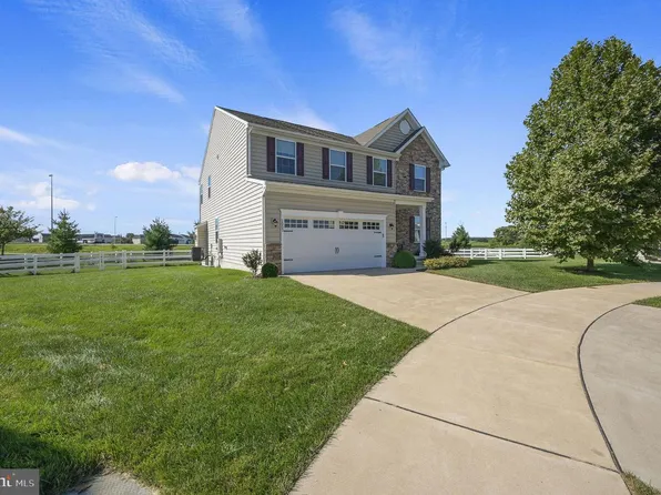 2003 Ferwig Ct, Middletown, DE 19709