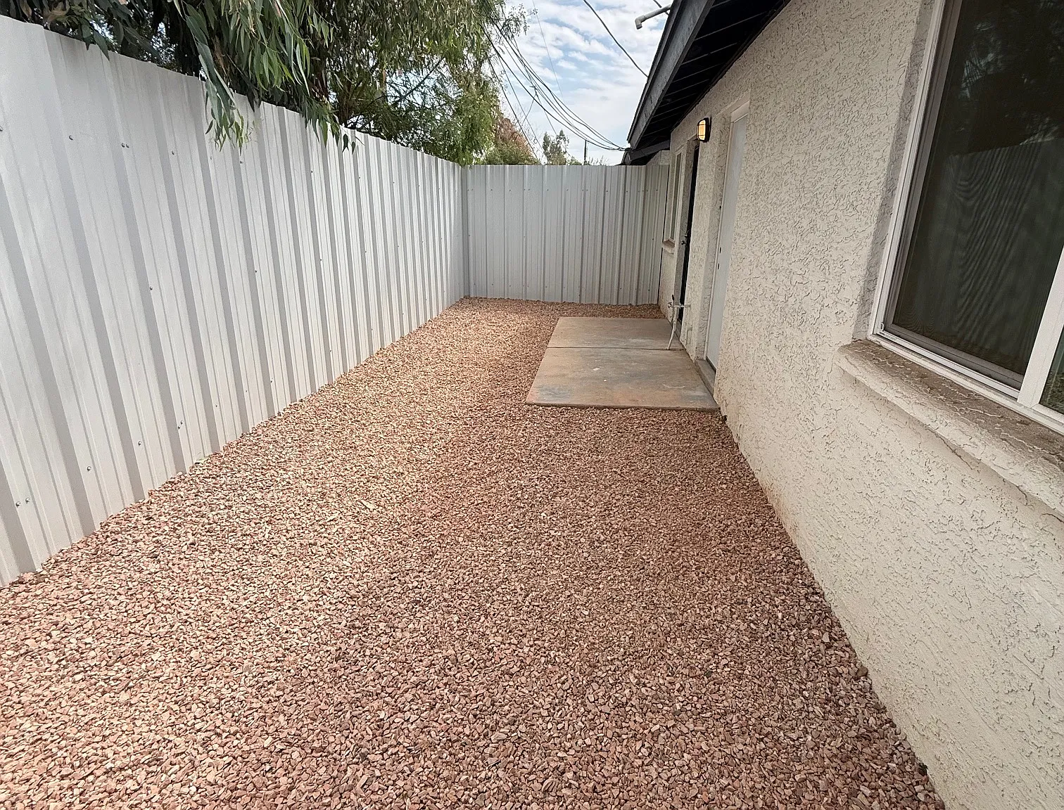 2 bed, 910 sqft, $1,600 — Photo 2