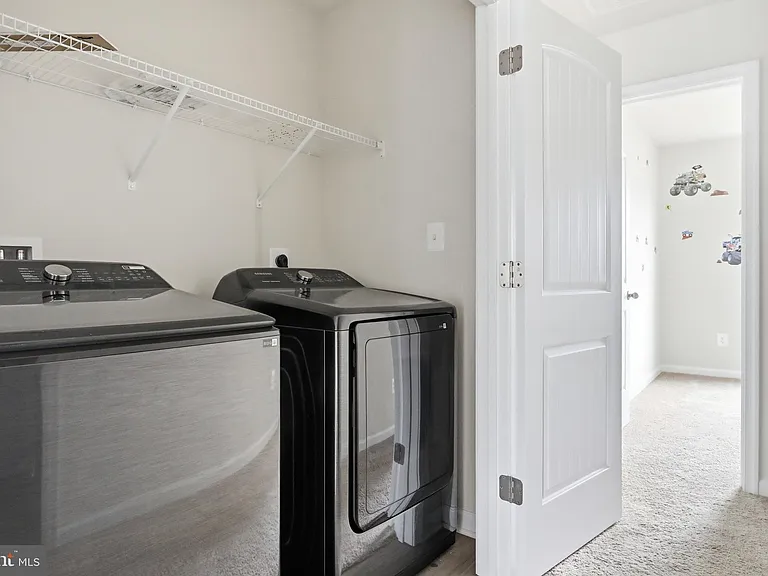 112 Paddington St — Photo 22