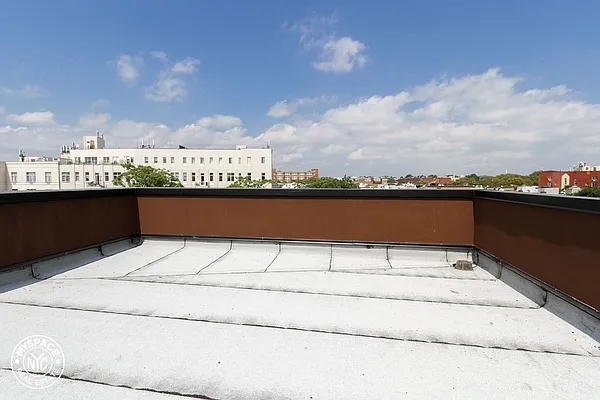 Rented by MySpaceNYC | media 8