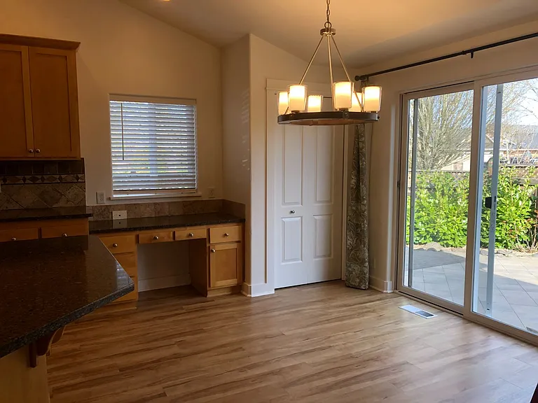 6081 Landmark Ln — Photo 6