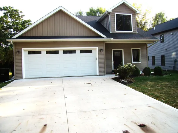 304 E Hardy St, Fremont, IN 46737