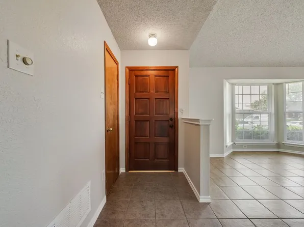 2618 Trumpet Dr, Rowlett, TX 75089
