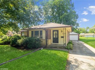 4216 38th St, Des Moines, IA 50310