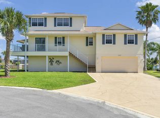 3197 Gardenia Dr, Hernando Beach, FL 34607
