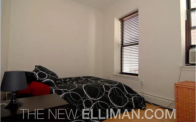 Rented by Douglas Elliman | media 33