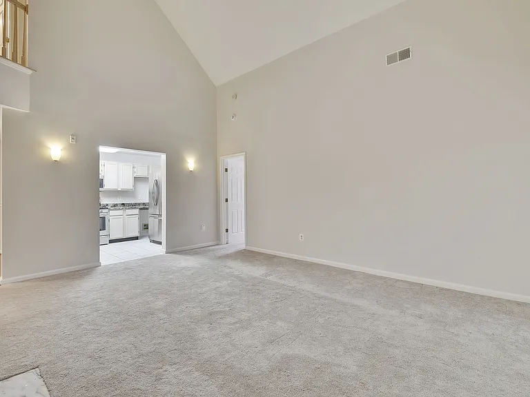 15305 Diamond Cove Ter #7-B — Photo 9
