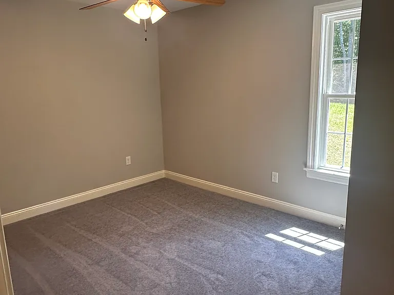 226 Pine Ridge Rd — Photo 3