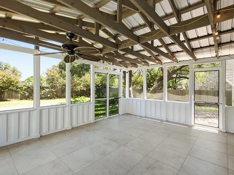 1314 Chalk Ln — Photo 21