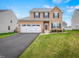 906 Oakfields Ct, Middle River, MD 21220