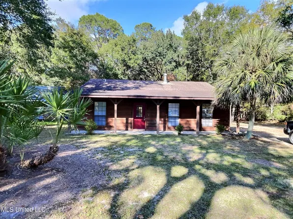 9216 Pointe Aux Chenes Rd, Ocean Springs, MS
