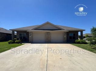 200 Juniper Dr #B, Troy, TX 76579