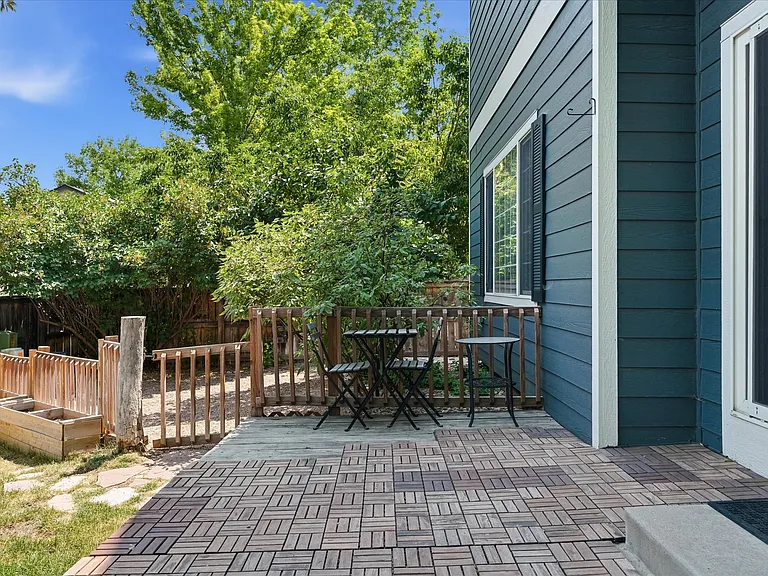 837 Riddlewood Ln — Photo 38
