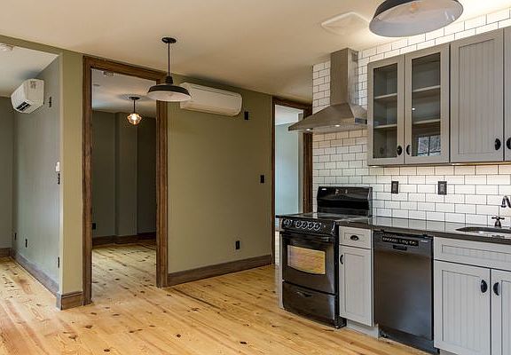 4th image of 45 Newel St #1L