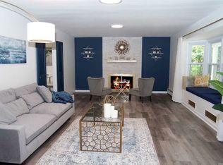 93 Sycamore Cir, Stony Brook, NY 11790