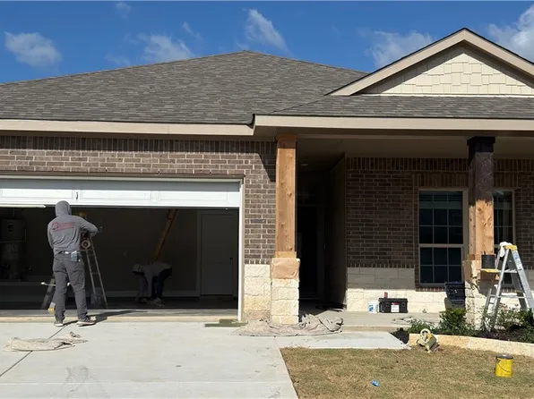 6305 Raleigh Dr, College Station, TX 77845