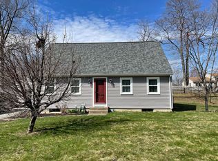 38 Driftwood Rd, Springfield, MA 01128