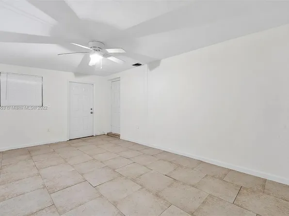 18321 NW 30th Ave, Miami Gardens, FL 33056