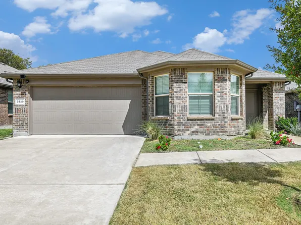 2920 Manu St, Fort Worth, TX 76123