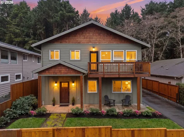 347 Deer Pl, Cannon Beach, OR 97110