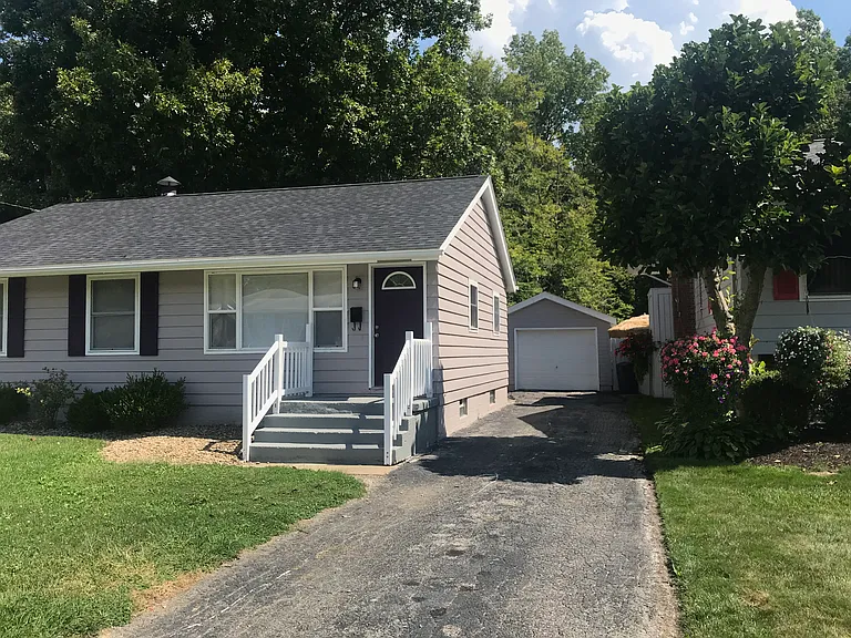 129 Kleber Ave — Photo 2